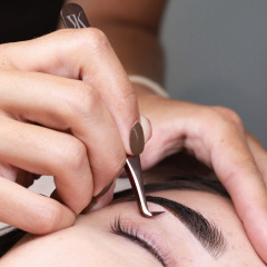 Tweezer ARKTYP - pince à épiler Tweezer ARKTYP - pince à épiler