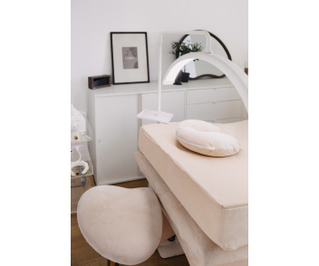 Matelas BLUSHY. simili cuir beige
