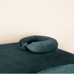 Housse de coussin de nuque velvet vert bouteille BLUSHY.