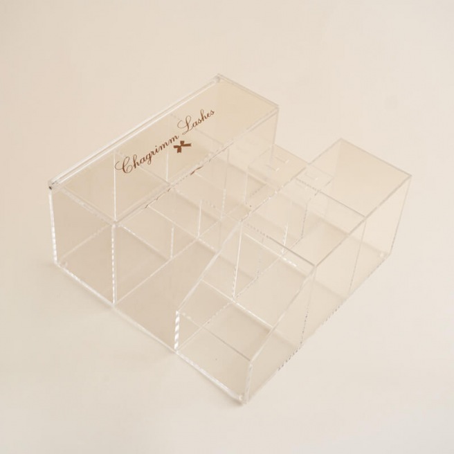 Rangement pour boites de cils en acrylique